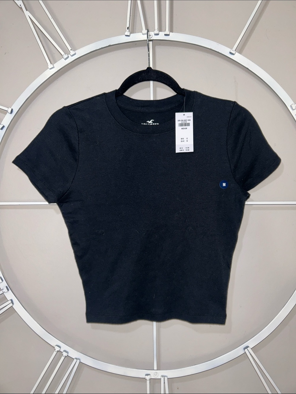 NWT Hollister 100% Cotton Black Short Sleeve Fitted Crew Cropped Tee